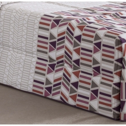 detalle textil de cama juvenil EIBAR color lila